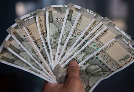 India Cash in Circulation Rose 12.5 Percent Despite UPI Growth India Cash in Circulation Rose 12.5 Percent Despite UPI Growth